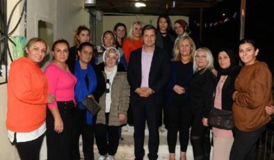CHP İzmir kapı kapı geziyor: Seçim günü kurtuluş günü olacak